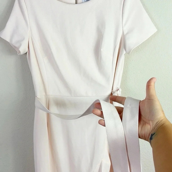 Calvin Klein Ruffled Tulip-Hem Crepe Dress with sash in Cream color size 6 - Picture 4 of 16